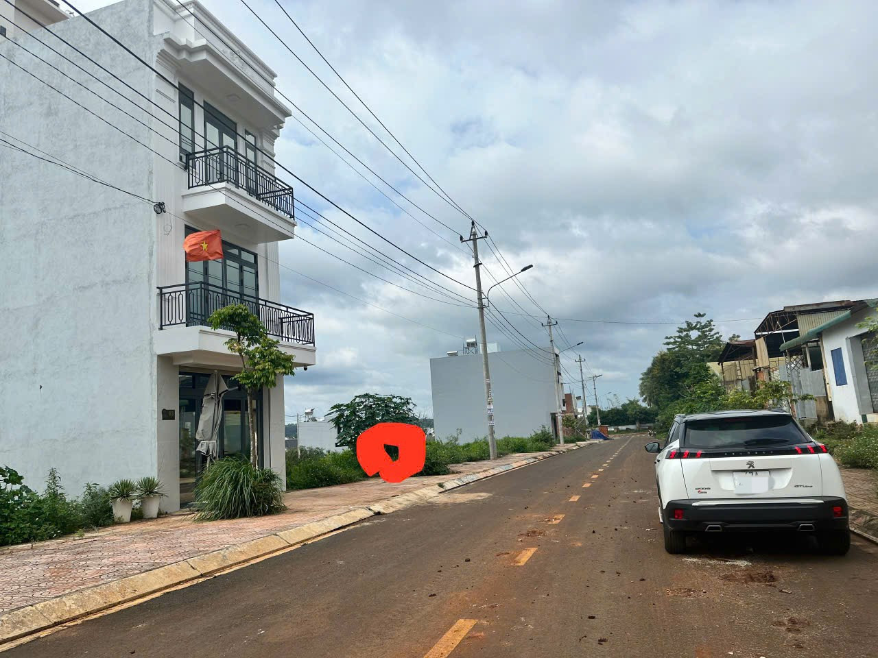 Bán đất 75m² 3.85 tỷ tại khu Đấu giá Lê Vụ Phường Tân Lập Thành phố Buôn Ma Thuột