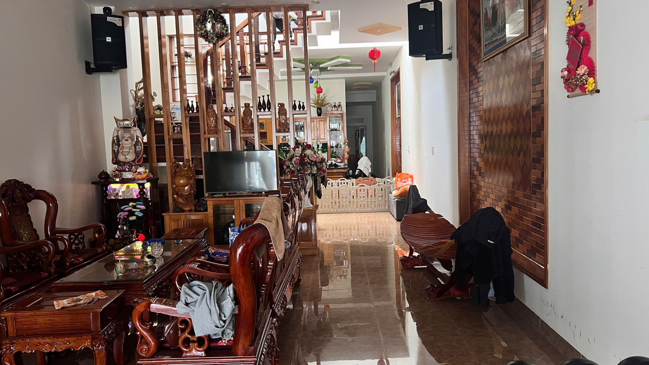 Bán nhà 148.4m² ngang 5.5m giá 3.95 tỷ tại Phường Tân Lợi Thành phố Buôn Ma Thuột