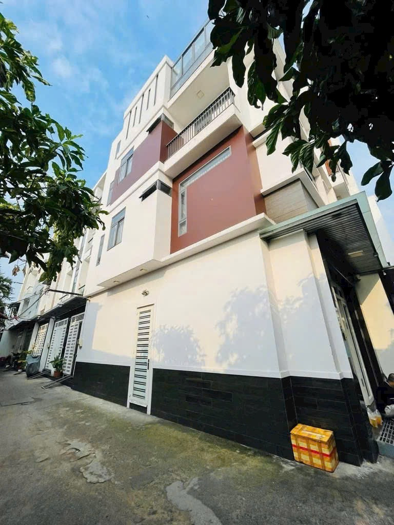 Nhà quận 7 tuyệt đẹp giá tốt gần lotte mark quận 7