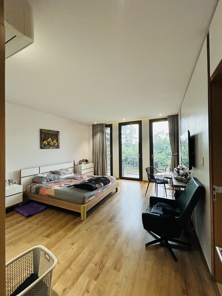 Nhà phố view sông hiếm bán , 5 tầng thang máy