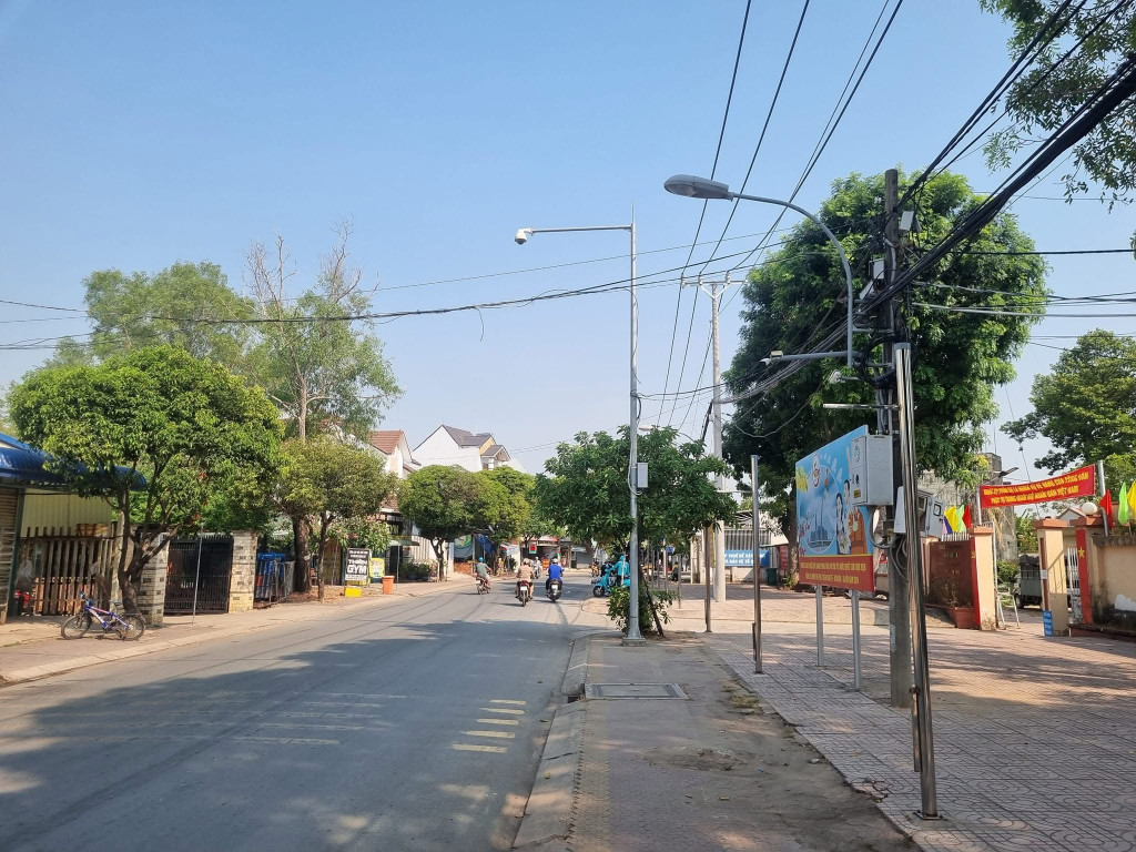 Bán nhà mặt tiền Nam Cao - 2 Tầng và 7 phòng trọ - Giá cực rẻ