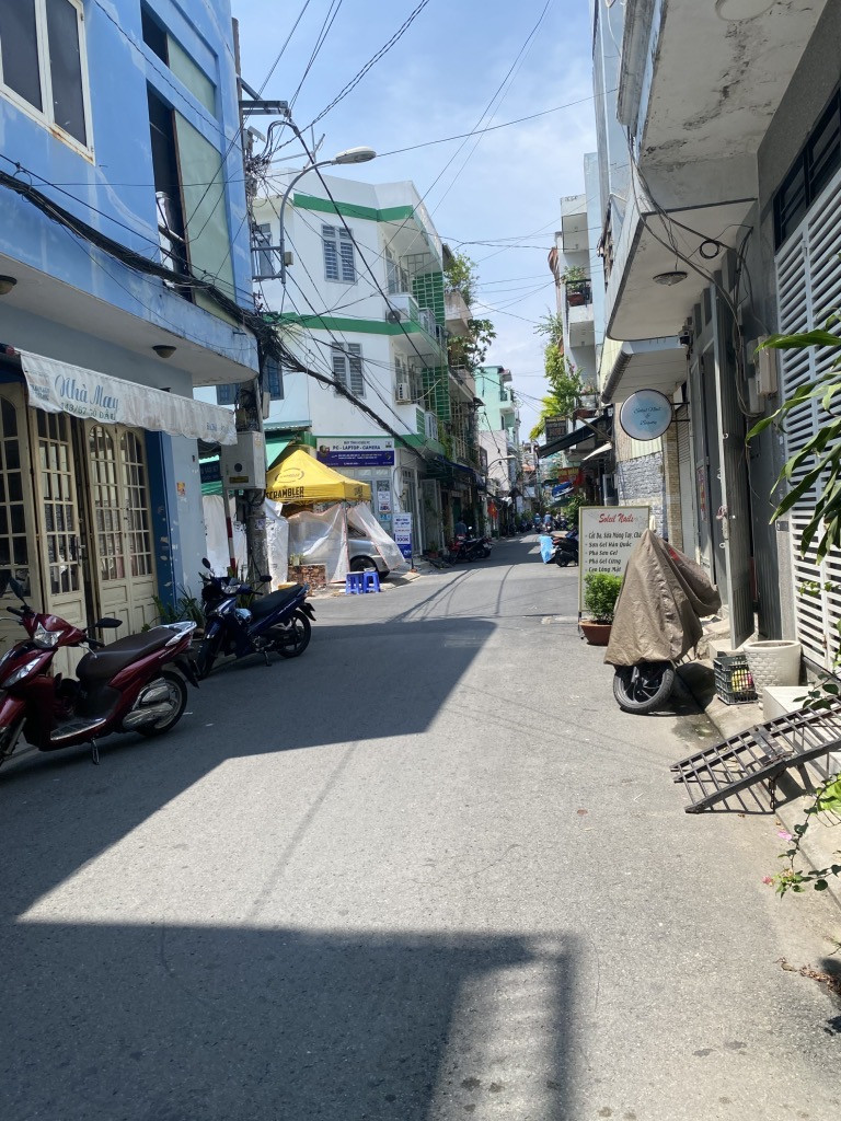 NHÀ ĐẸP 2 TẦNG, ❤️FULL NỘI THẤT CHÂU ÂU - HẺM 8M THÔNG - GẦN AEON MALL 🏝️