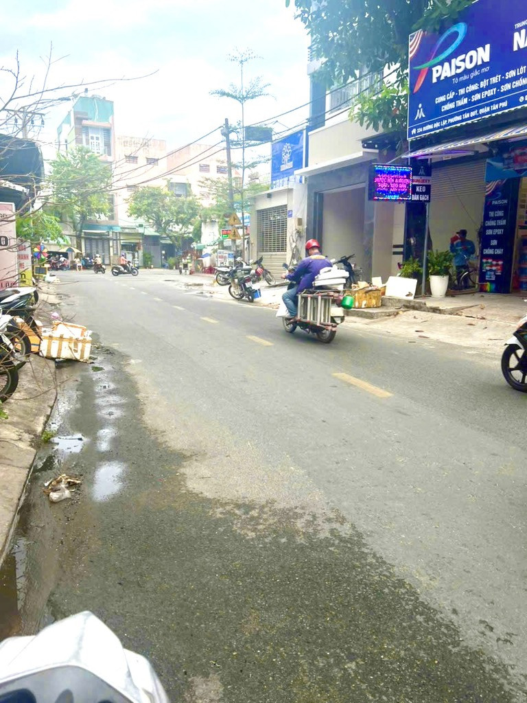Bán nhà 4 tầng mặt tiền đường độc lập Phường Tân Quý Quận Tân Phú