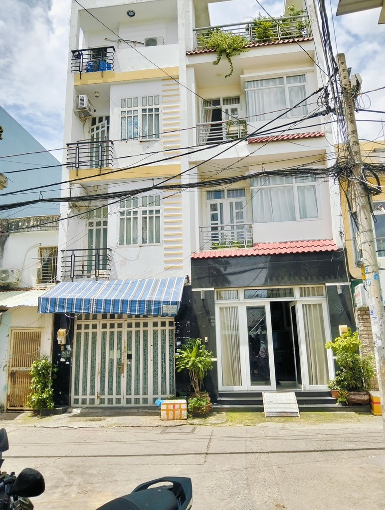 Bán nhà 56m² ngang 4m giá 7.8 tỷ tại Phường Tân Quý Quận Tân Phú