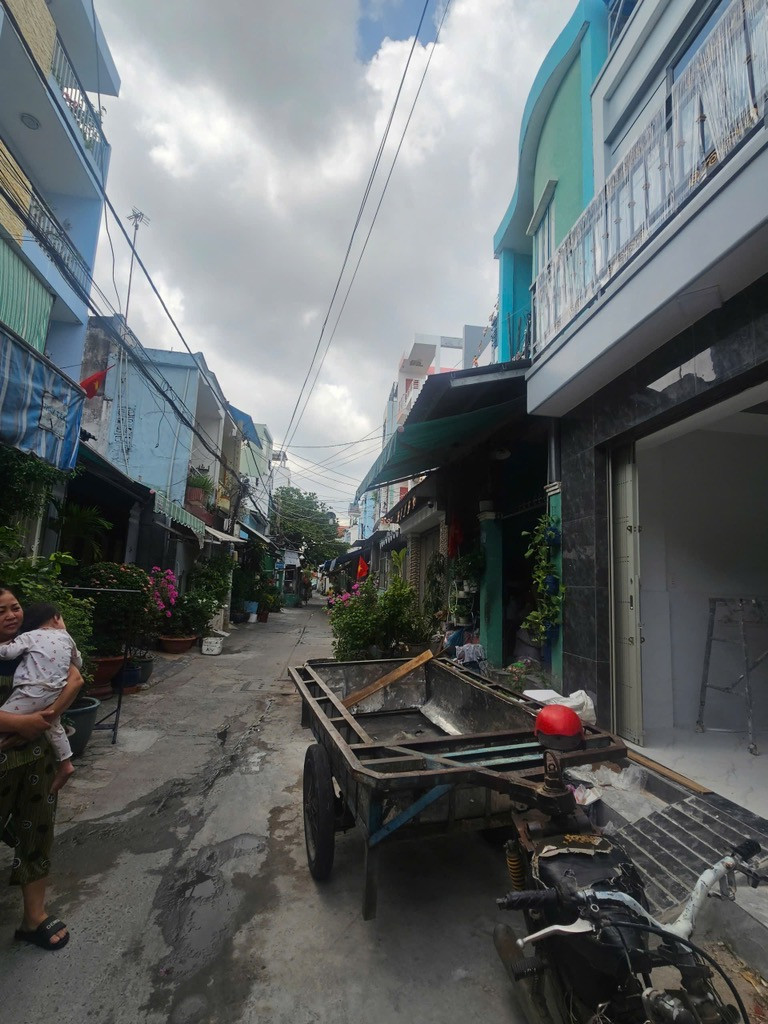 Bán nhà✅ Đường số 18, 4,1x8❤️33m, giá 4🧄1 tỷ, Quận Tân Phú