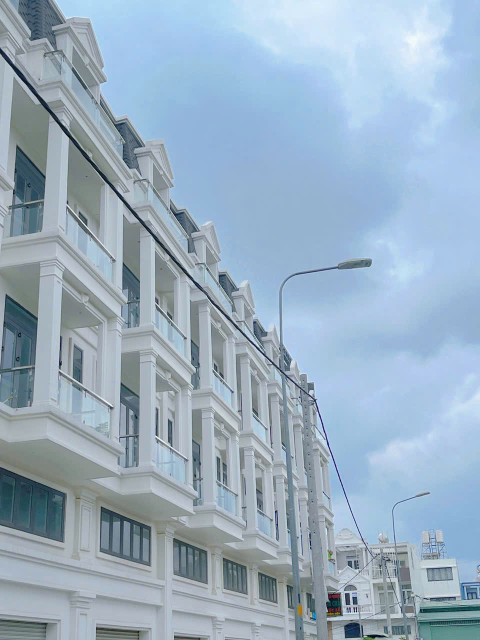 Bán nhà 100m² ngang 5m giá 15 tỷ Phường Tân Sơn