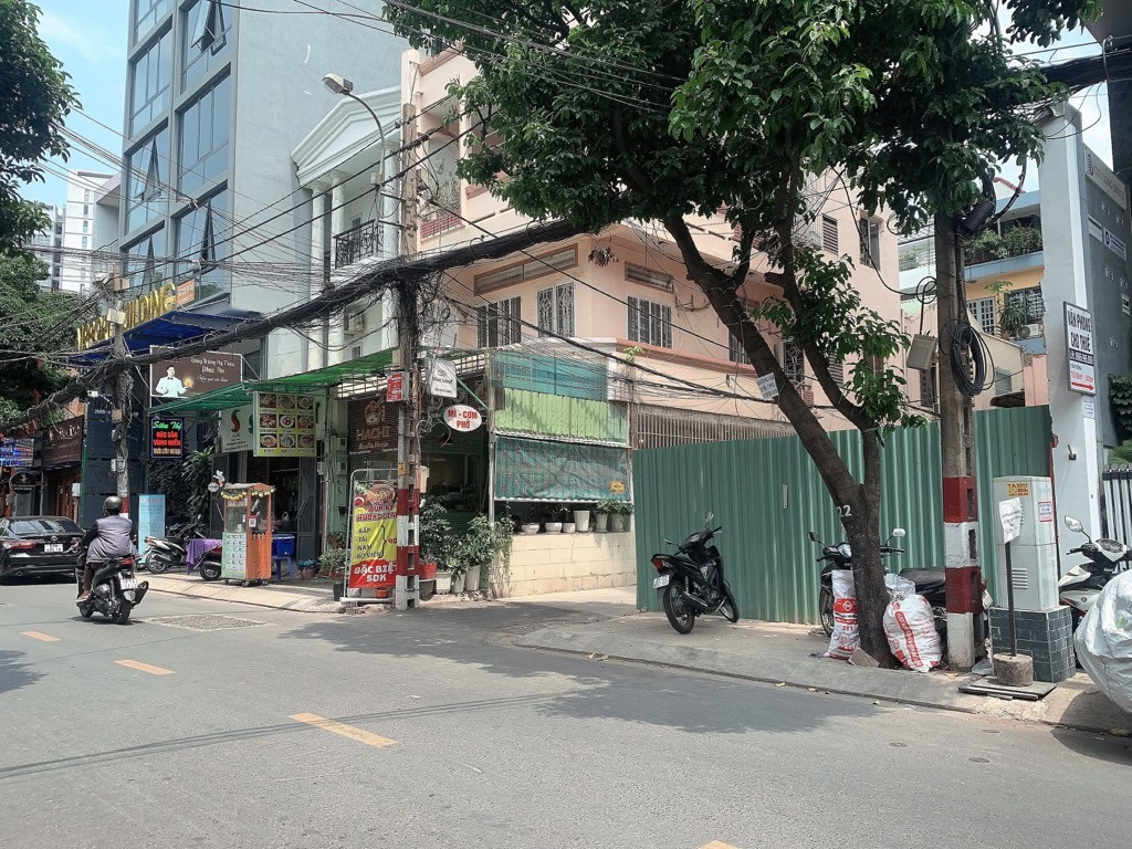 Bán nhà 4 Tầng HXH Cửu Long p2 Tân Bình