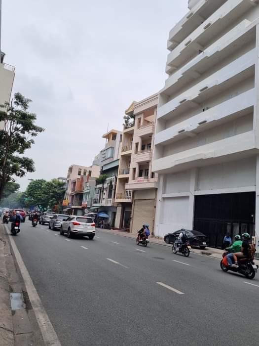 Bán nhà 3 TẦNG MẶT TIỀN HỒNG HÀ TÂN BÌNH