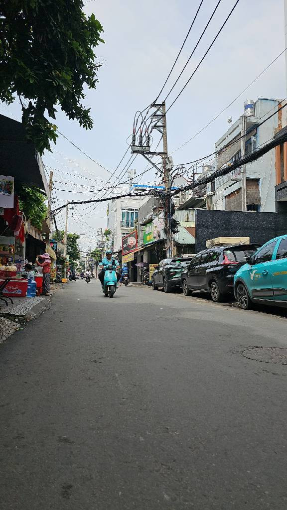 Nhà 3 Tầng Mặt Tiền Đường BÀNH VĂN TRÂN giá 16.5 tỷ Phường 7 , Tân Bình