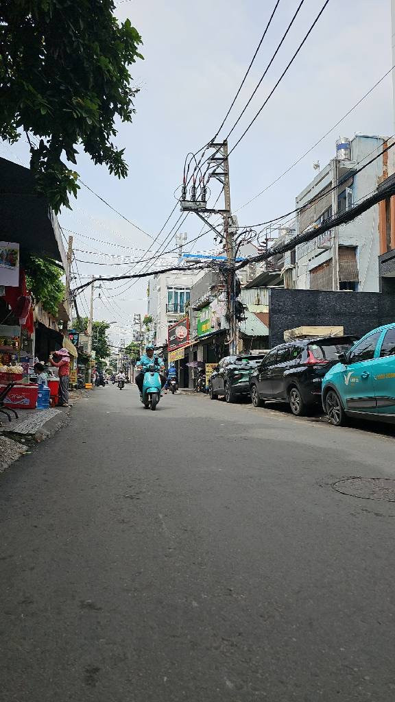 Nhà MTKD Bành Văn Trân, Đường Nhựa 16m, 65m², 4x16m, giá 16.46 tỷ, Tân Bình, 3 Tầng