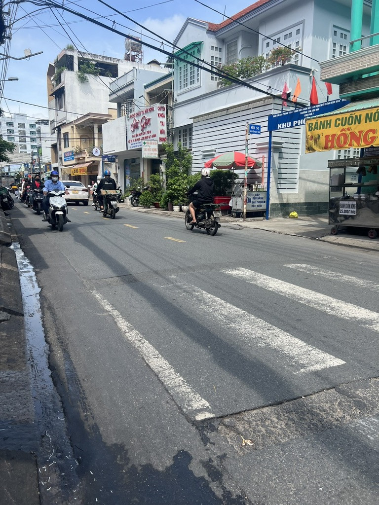 Bán nhà 2 TẦNG MẶT TIỀN NGUYỄN QUÝ ANH TÂN PHÚ