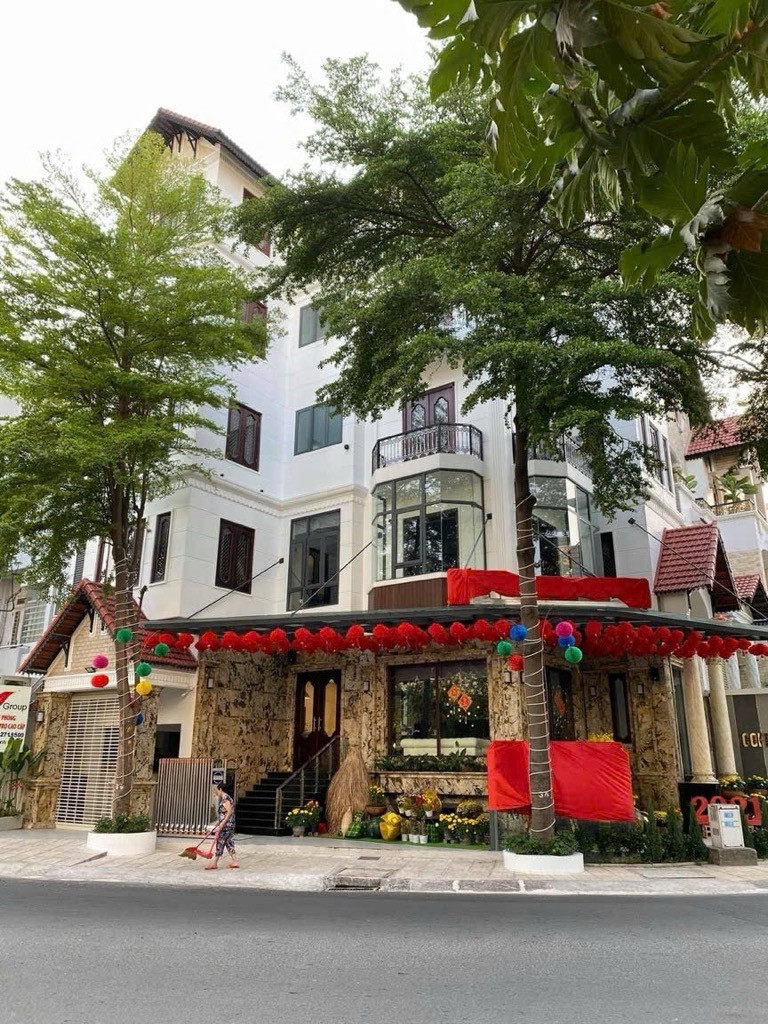 Bán nhà 5 Tầng Căn Góc 2 MT Diệp Minh Châu Tân Phú