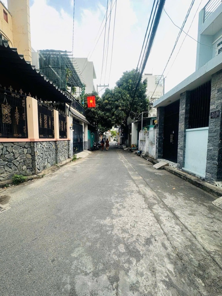 TÂN PHÚ ✅HẼM 6M NHỰA - 148M2 - NGANG GẦN 7M - MUA TIỆN XÂY MỚI 5 TẦNG 1 ST - 15