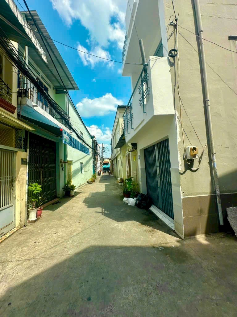 Bán nhà 2 tầng trần văn ơn 42m² 4.15 tỷ tại Phường Tân Sơn Nhì Quận Tân Phú