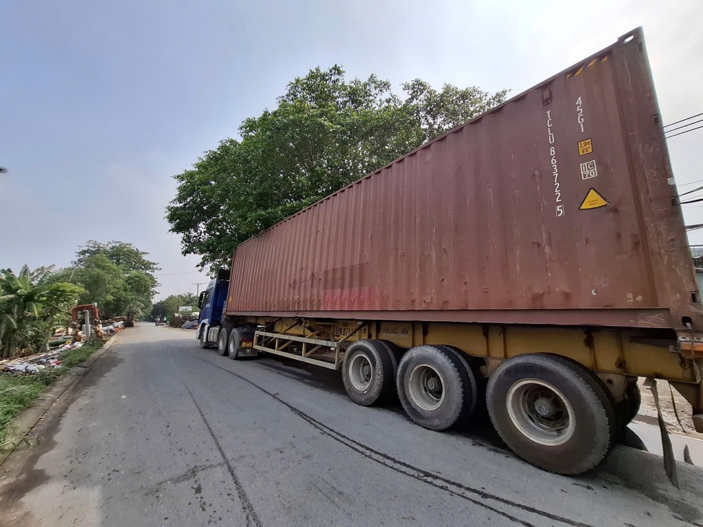 Bán nhà 3 Tầng mặt tiền Nguyễn đình Kiên Tân Tạo A Bình Tân