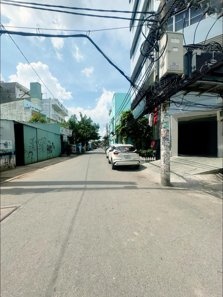 Bán nhà 5 Tầng  Lê đình cẩn Bình Tân