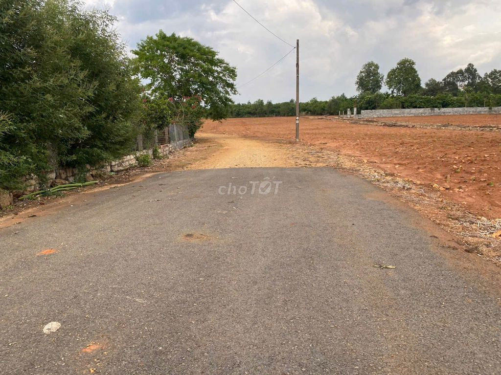 Bán đất 3373m² ngang 90m giá 4.6 tỷ Phường Tân Thành