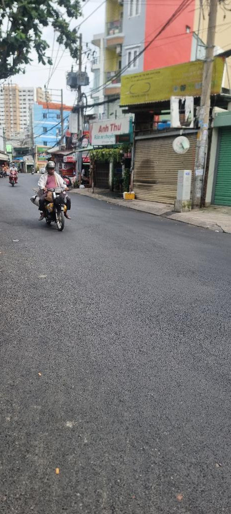 Bán nhà 1 trật 1Lầu 71m²  âu cơ Tân Phú