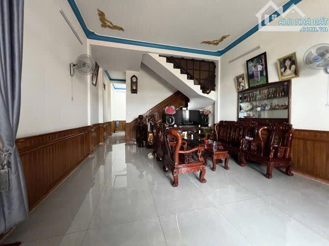 Bán nhà 134.8m² 17.9 tỷ tại Phường Tân Thành Thành phố Buôn Ma Thuột