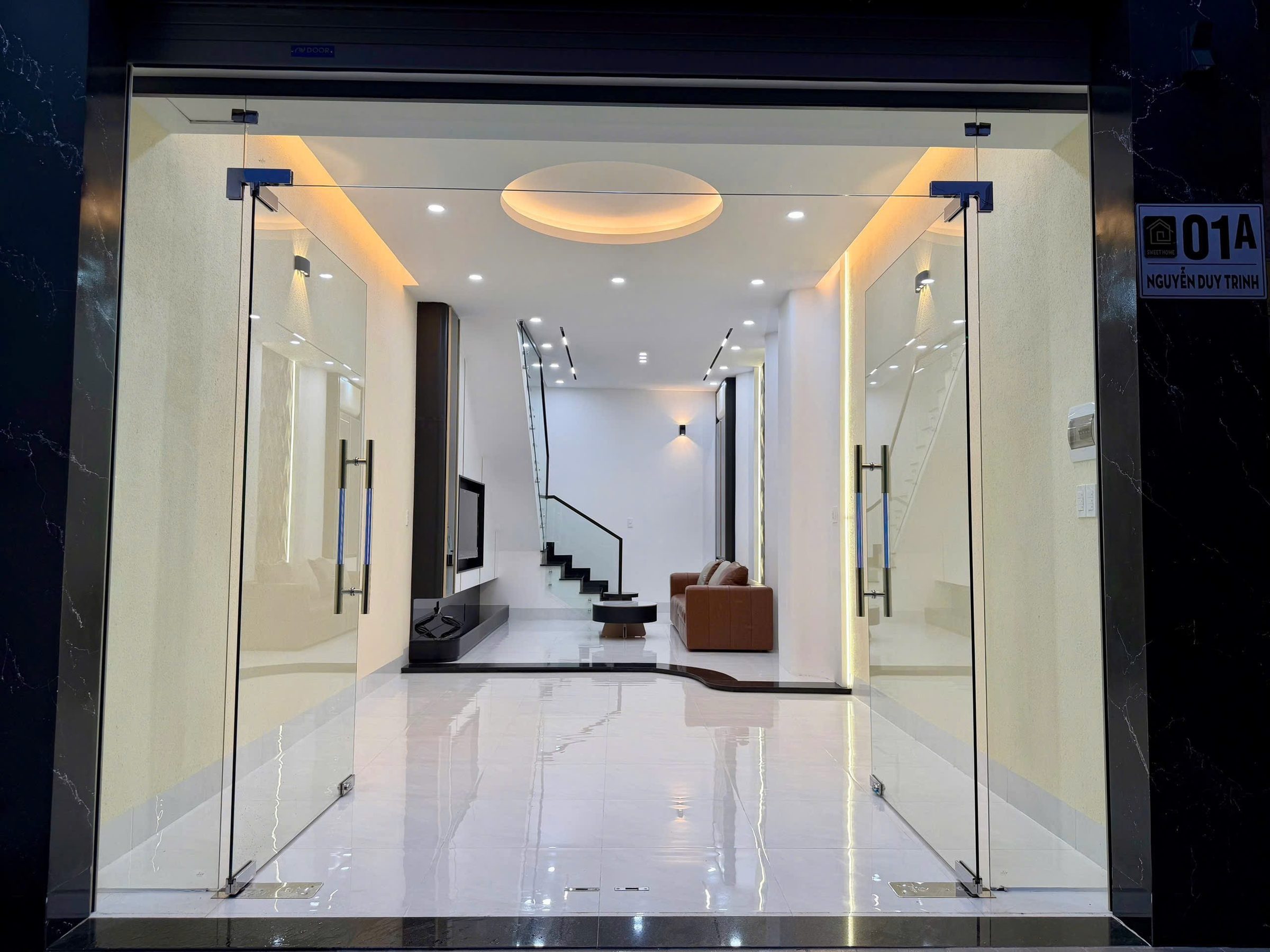 Bán Nhà riêng 405m² thổ cư 40,5m² giá 4.050 tỷ tại Phường Tân Thành Thành phố Buôn Ma Thuột