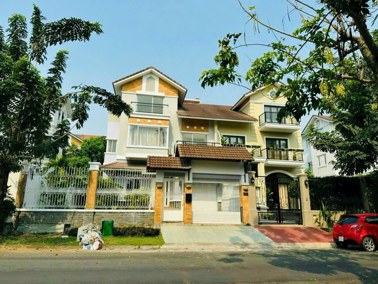 BDS  HVL Bán BIỆT THỰ Song Lập Nam Phú Villas, 1 căn duy nhất vị trí gần sông