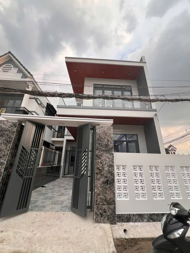 BÁN CĂN BIỆT THỰ NGANG 7 DÀI 22,SỔ RIÊNG THỔ CƯ,NGAY UBND PHƯỜNG TÂN TRIỀU