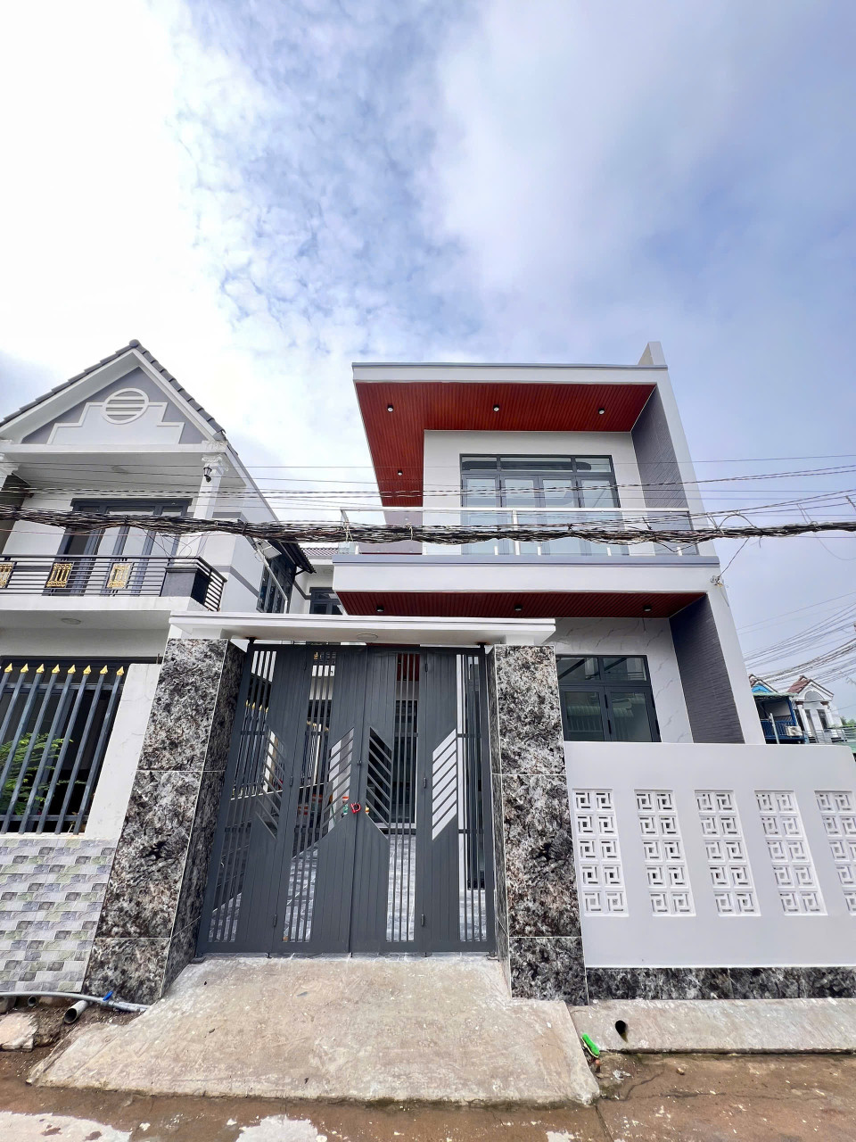 Biệt thự mini 6m7 x22 sổ riêng thổ cư