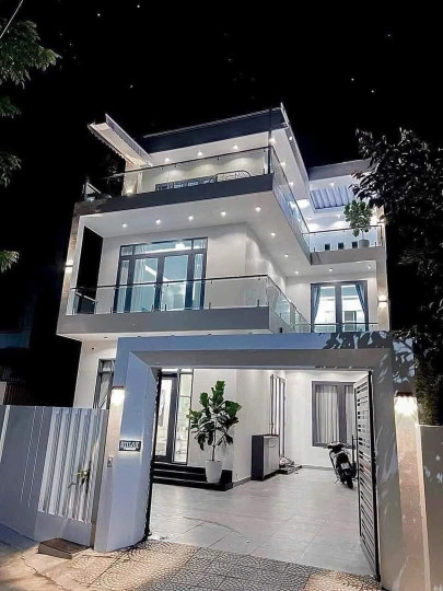 🔥🔥🔥Biệt thự mini Xây mới Ngay Biên Hòa. Ngang 10m dài 12m vị trí trung tâm của phường