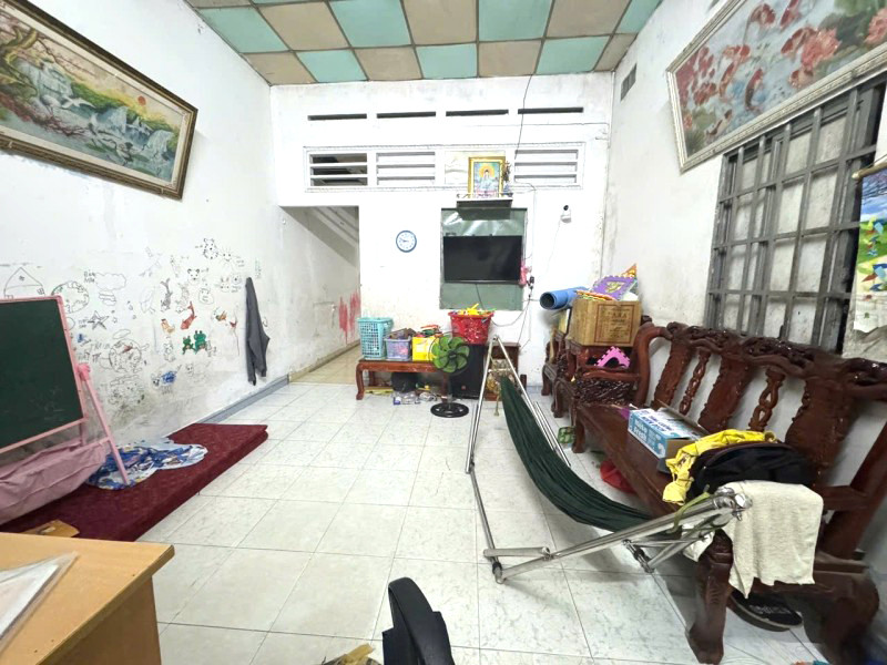 Bán Gấp Nhà Cấp 4 Gần Vincom Lê Văn Việt – 60m² – Sổ Riêng – Nở Hậu Đẹp – Chỉ 2.3 Tỷ – Tăng Nhơn Phú B – Thủ Đức