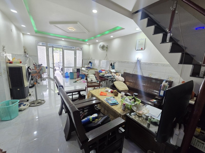 Bán nhà riêng 2 tầng, 4PN đường Số 2, Tăng Nhơn Phú B, Q.9. DT 82m2, SHR, 6.35  tỷ. LH: 0933125879