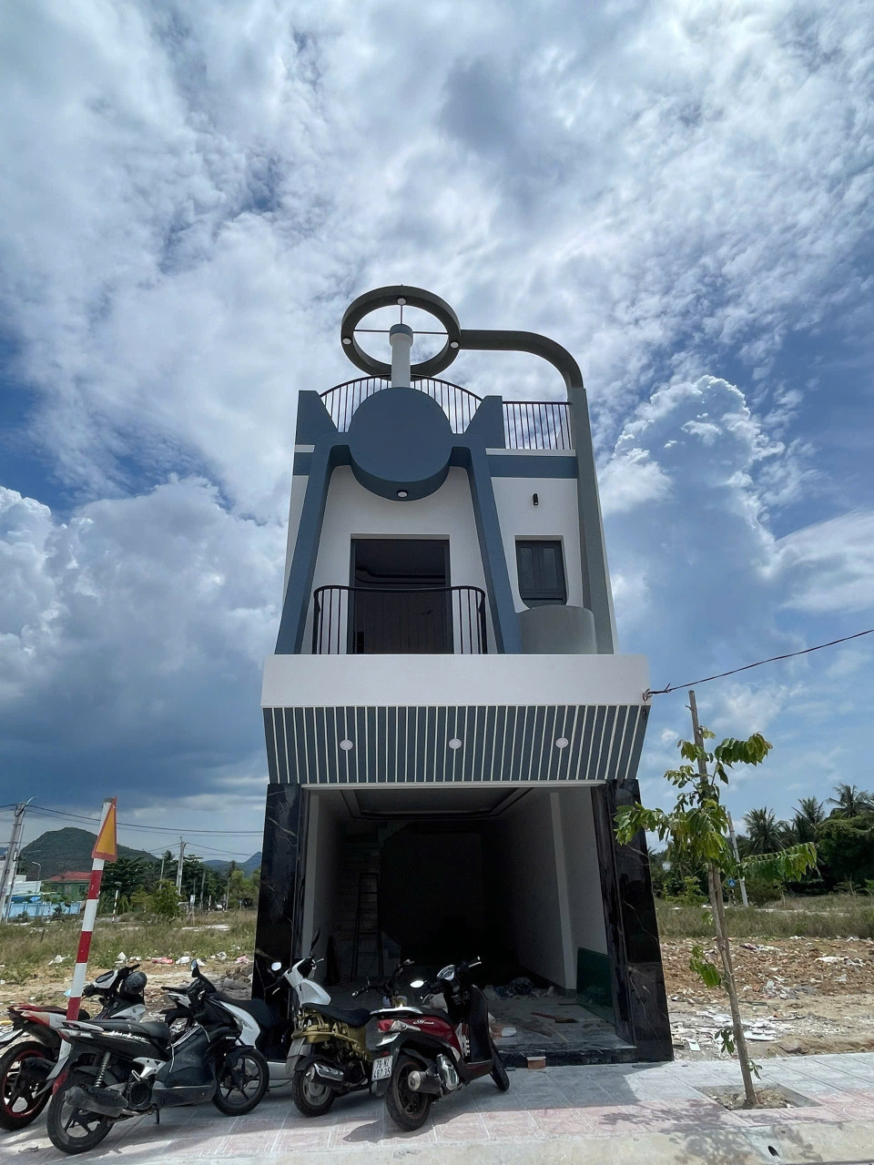 Bán nhà 97.4m² ngang 4.5m giá 6.2 tỷ Phường Tây Nha Trang