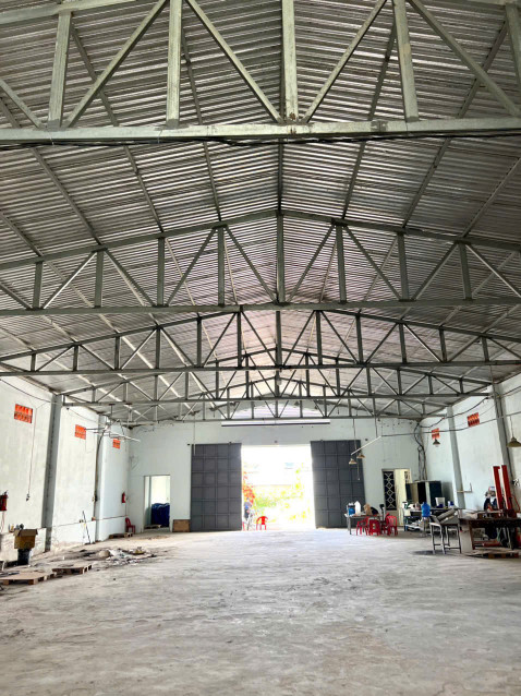 BÁN NHÀ XƯỞNG ĐANG HOẠT ĐỘNG TỐT GẦN KCN ĐẮC LỘC, VĨNH PHƯƠNG, NHA TRANG