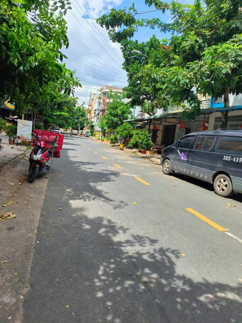 Bán nhà 4 Tầng Mặt Tiền Đường DC9 Tây Thạnh Tân Phú