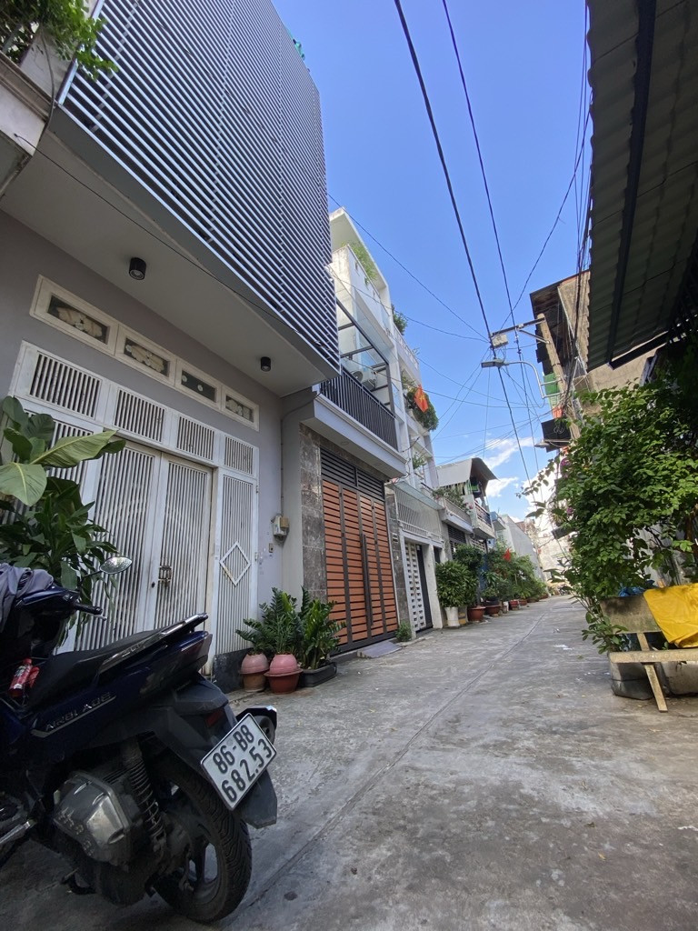 Nhà Bờ Bao Tân Thắng ✅ 4 Tầng, Không Lộ Giới 4x15❤️82.6m, giá 7.3 tỷ , Tân Phú