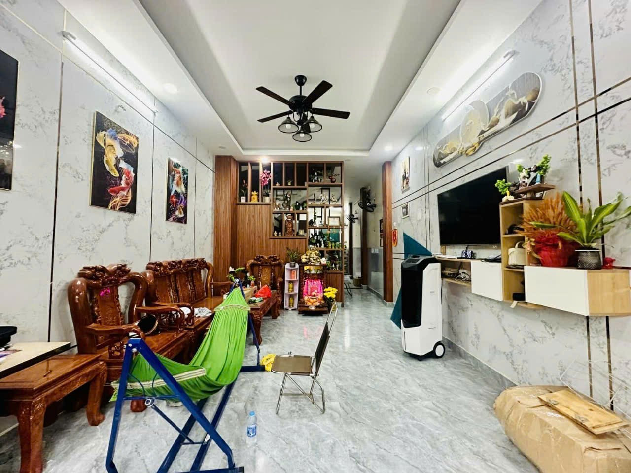 Nhà hiếm hẻm xe hơi Lê Trọng Tấn – 70m², 4 tầng BTCT, xe hơi đậu trong nhà – 4PN, 5WC chỉ 6.7 tỷ!