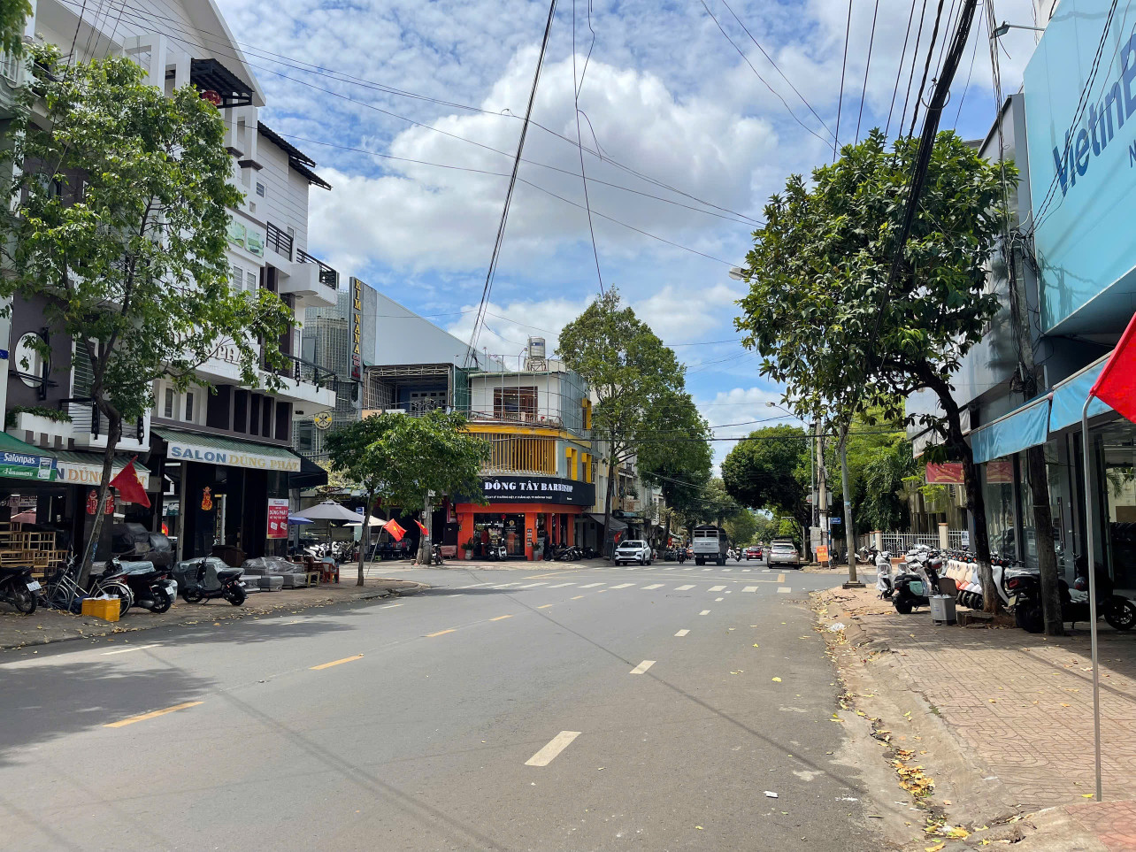 NHÀ 3 MÊ MẶT TIỀN NGUYỄN THỊ MINH KHAI - VỊ TRÍ KINH DOANH ĐẮC ĐỊA