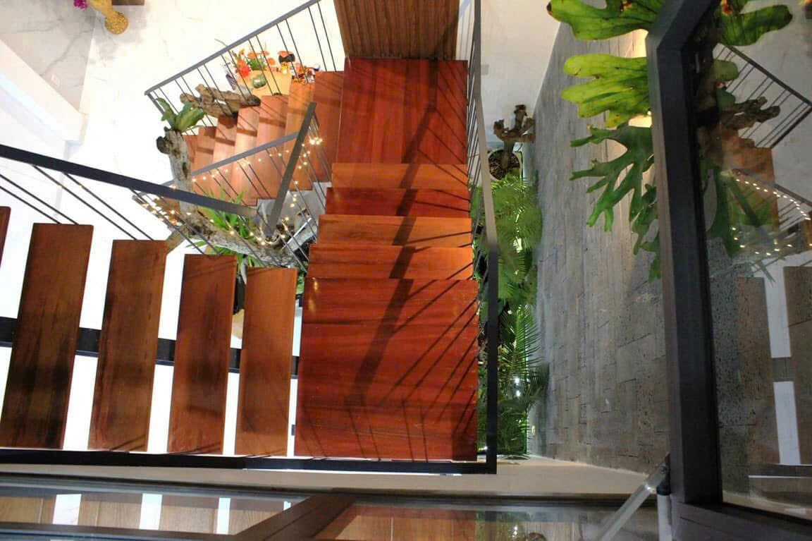 NHÀ MÊ MẶT TIỀN NGUYỄN TRI PHƯƠNG