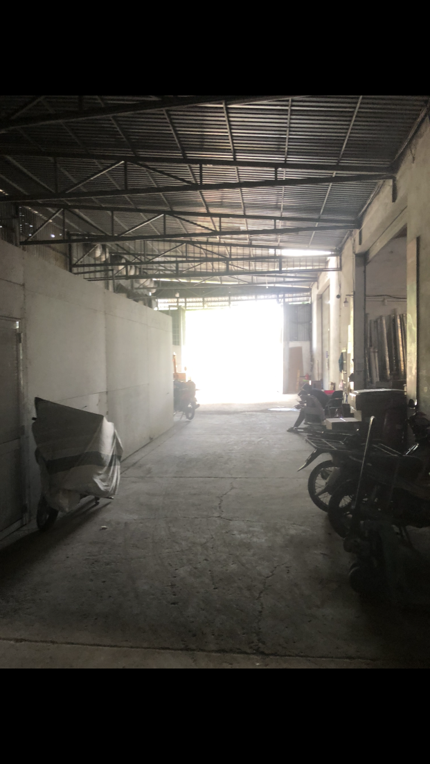 Kho cho thuê 200-400m2 gần bến xe ngã tư Ga Quận 12