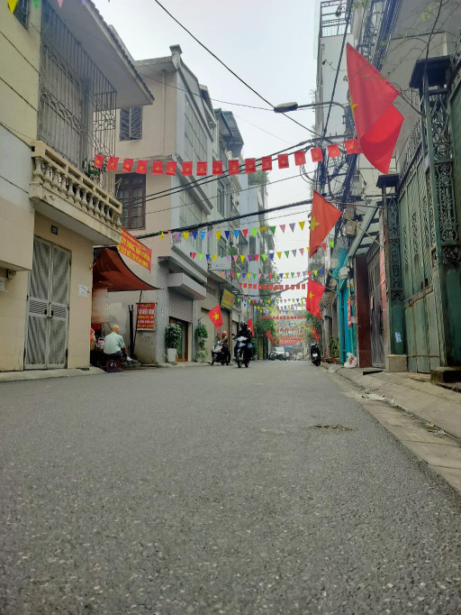 Bán 83M minh khai tặng nhà ngõ to như phố hai bà trưng
