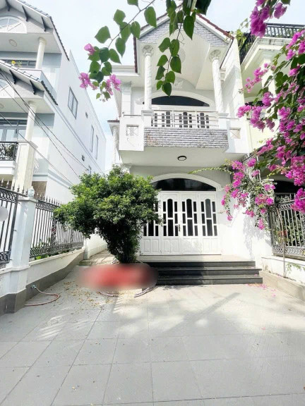 Bán nhà sân vườn Đường Thạnh Mỹ Lợi Quận 2, cách Nguyễn Thị Định tầm 110m dt 125m2 ngang 5,81m