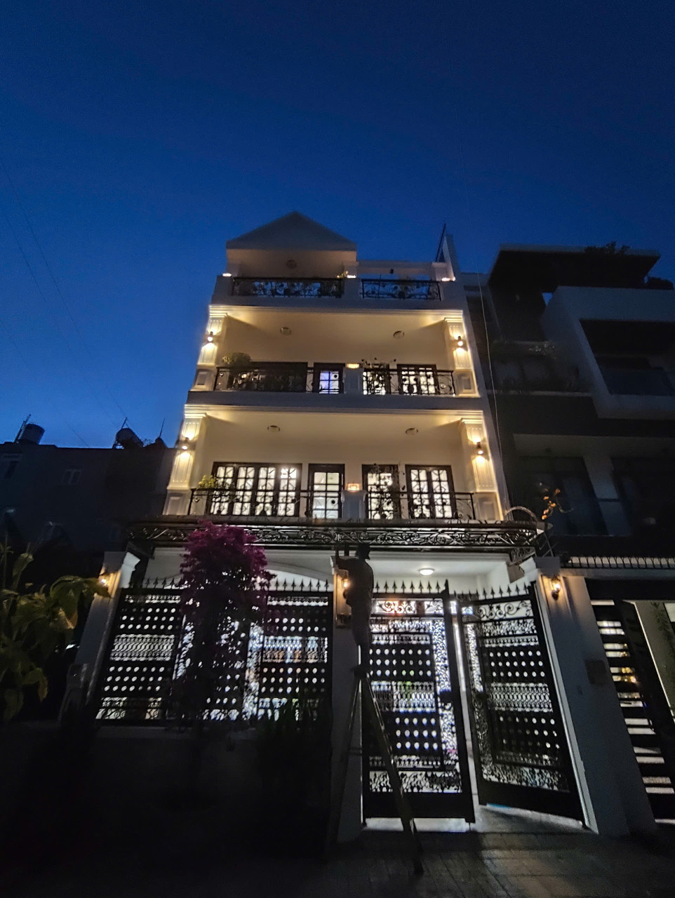 Bán nhà 98m² ngang 7m giá 16.5 tỷ tại Phường Thạnh Mỹ Lợi Thành phố Thủ Đức