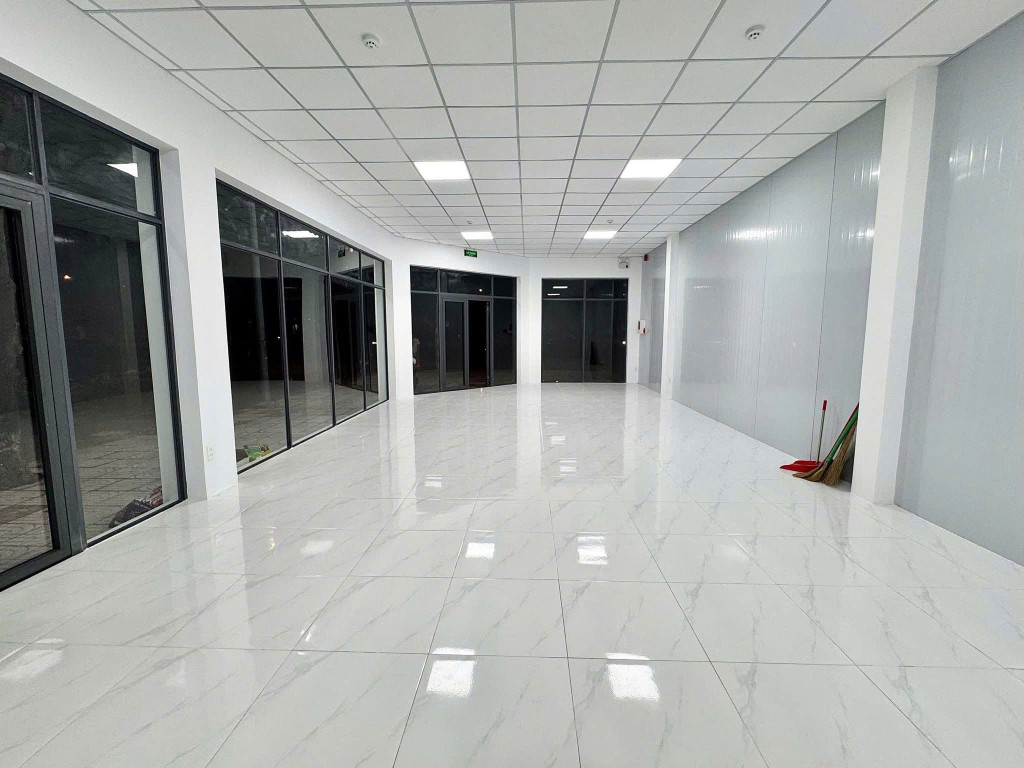 BDS HVL  CHÍNH CHỦ CHO THUÊ TOÀ VĂN PHÒNG