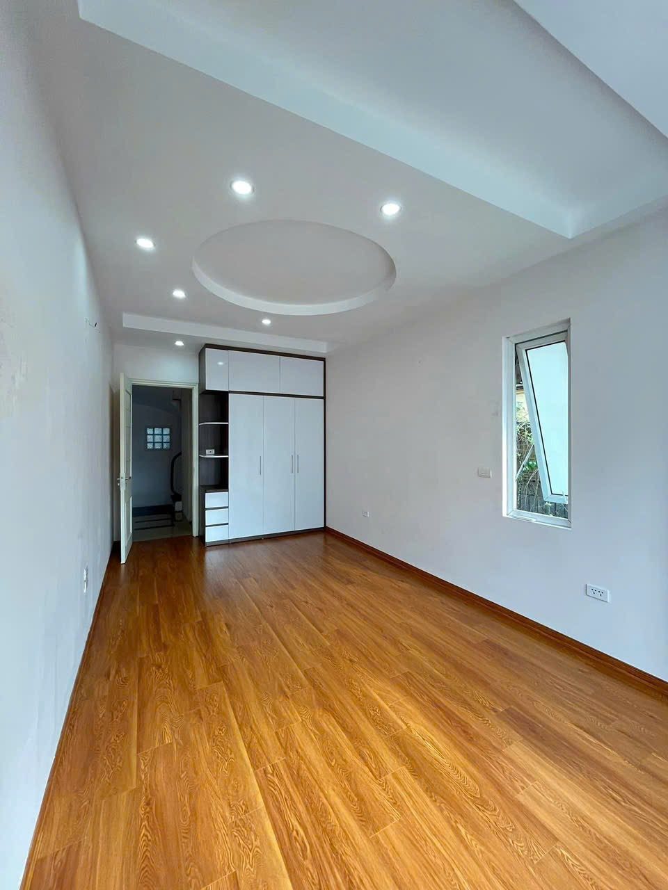 Cho thuê Nhà ngõ 505 Trần Khát Chân , Hai Bà Trưng 38M x 5T (3 ngủ) giá 13 triệu
