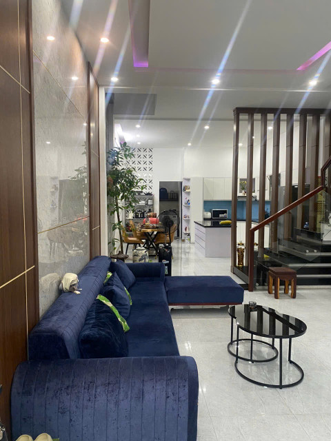 Bán nhà An Dương Vương 100m² 3.5 tỷ tại Phường Thành Nhất Thành phố Buôn Ma Thuột
