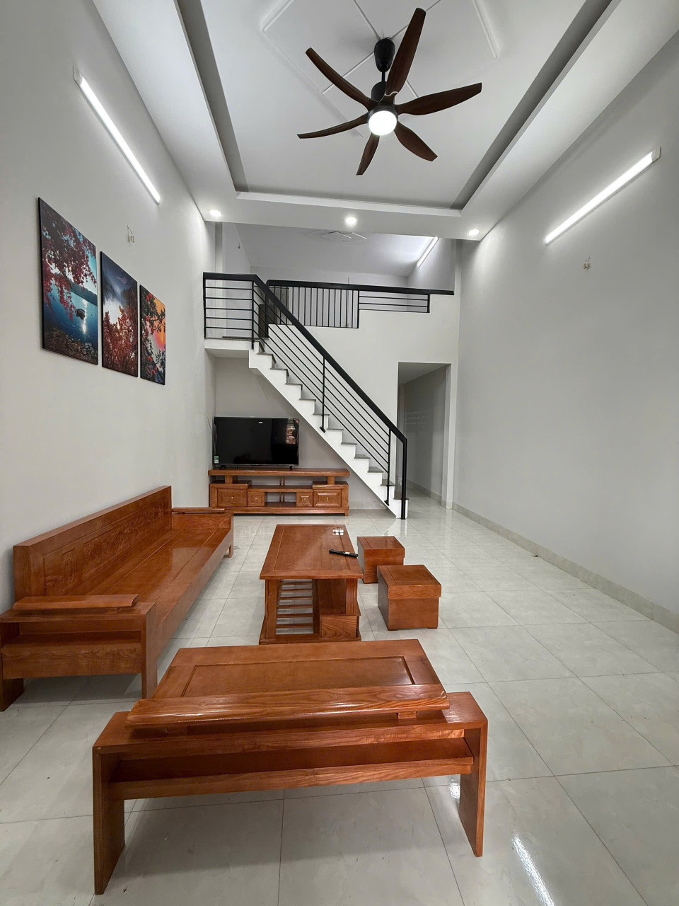 NHÀ MÊ LỮNG 434 TRẦN PHÚ