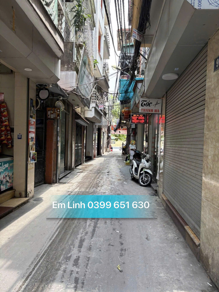 Nhà siêu chất tại Khương đình, khu cán bộ cao cấp , vài bước ra phố ,38m, 4 tầng