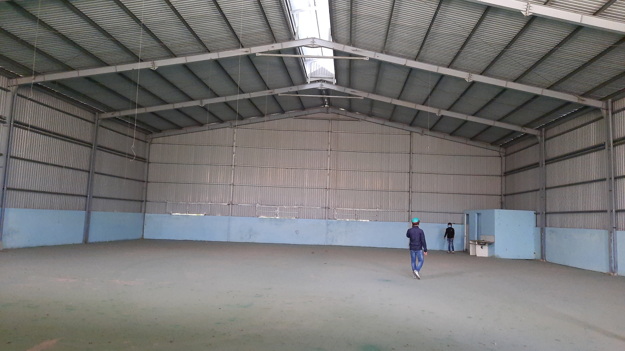 NHÀ XƯỞNG NẰM ĐƯỜNG TX_52, THẠNH XUÂN QUẬN 12 CHO THUÊ DT: 750M GIÁ 35 TRIÊU/THÁNG LH: 0944977229