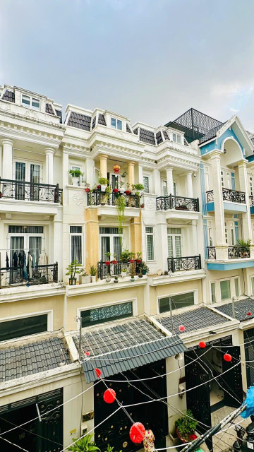 NHÀ MỚI 5 TẦNG,4x17, DTSD 212M2- Full nội thất- Chỉ 6 tỷ05- Thạnh Xuân 33 - Quận 12