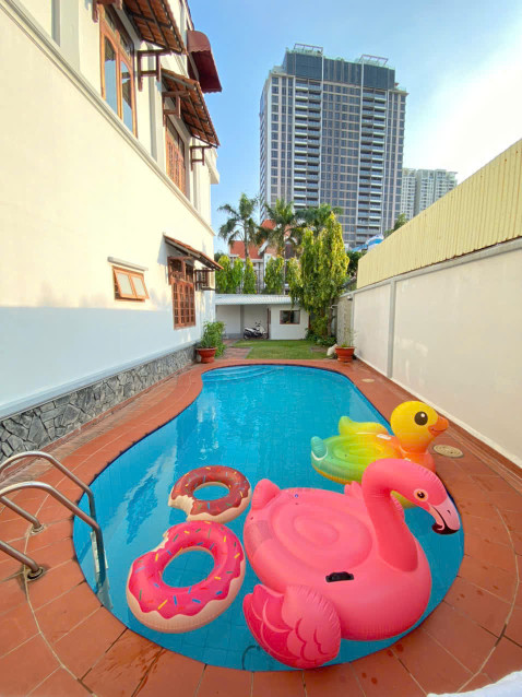 BDS HVL CG: VILLA NGUYỄN Ư DỊ CHO THUÊ 4000$