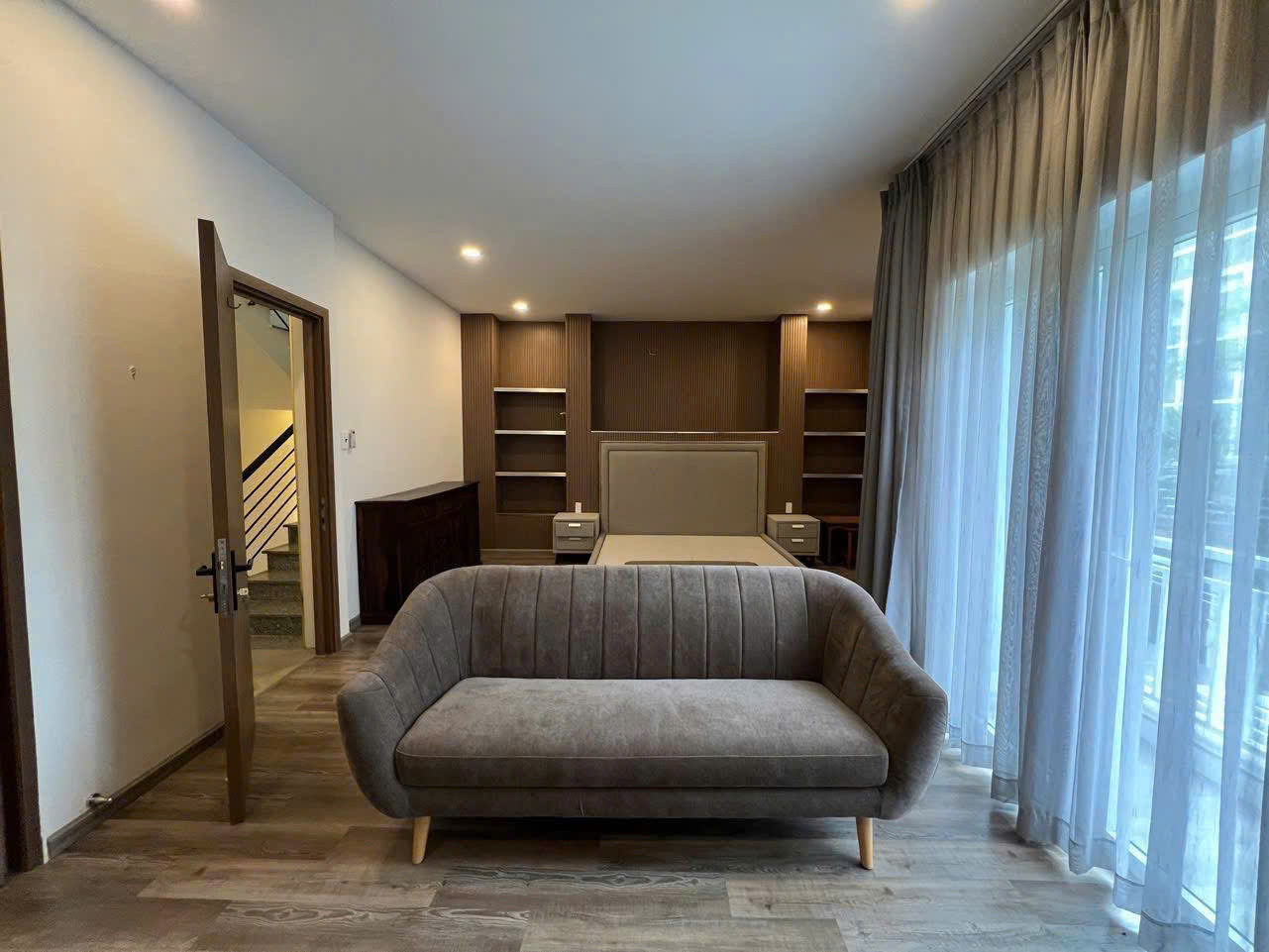 BDS HVL Cho thuê biệt thự mini mặt tiền đường Nguyễn Bá Huân, phường Thảo Điền, Quận 2